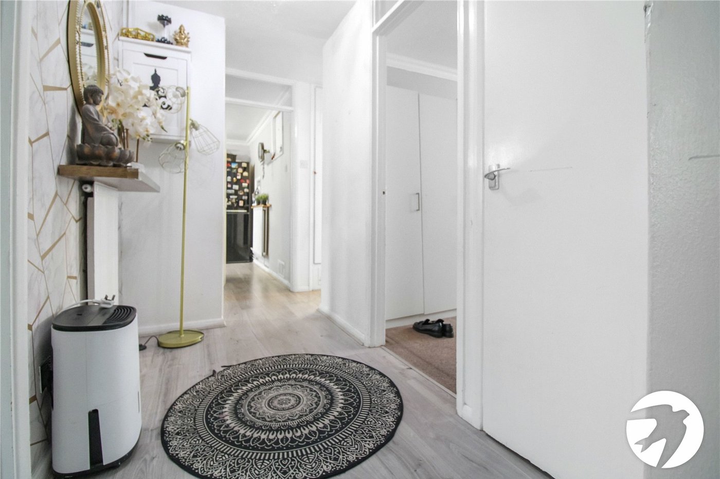 2 bedroom property to rent in Swanscombe | Robinson Michael & Jackson