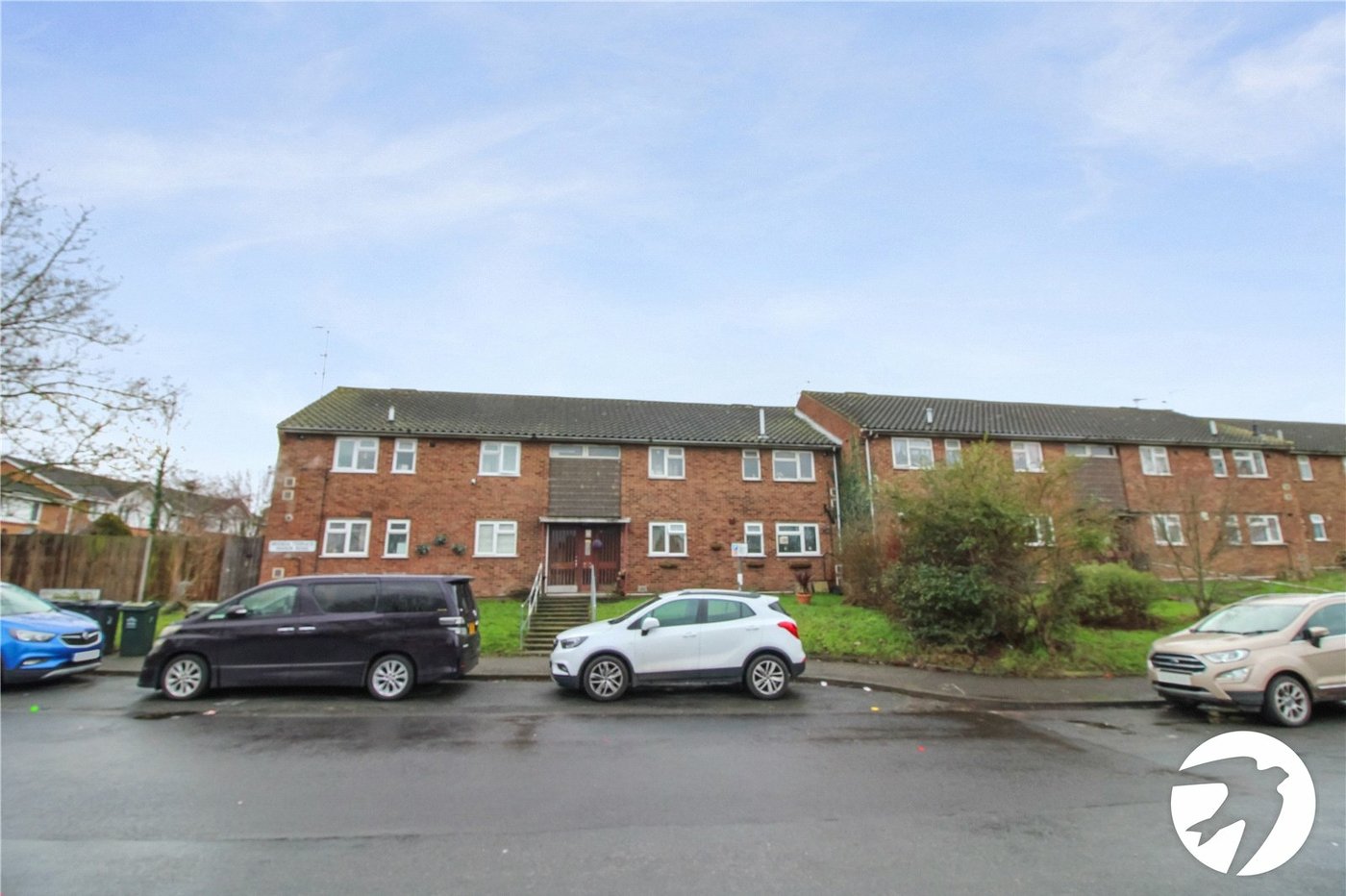 2 bedroom property to rent in Swanscombe | Robinson Michael & Jackson