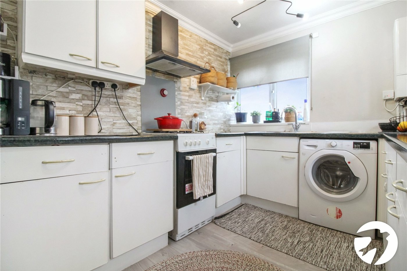 2 bedroom property to rent in Swanscombe | Robinson Michael & Jackson