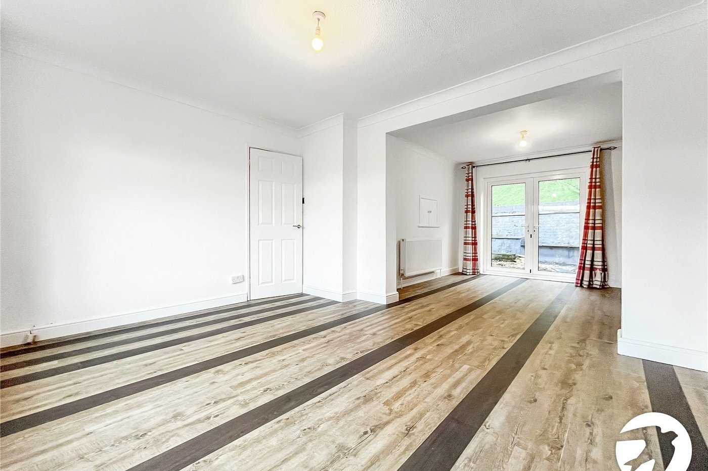 3 bedroom house to rent in Walderslade | Robinson Michael & Jackson