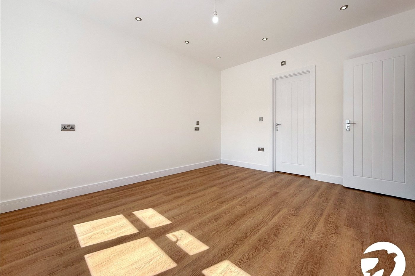 4 bedroom house to rent in Rochester | Robinson Michael & Jackson