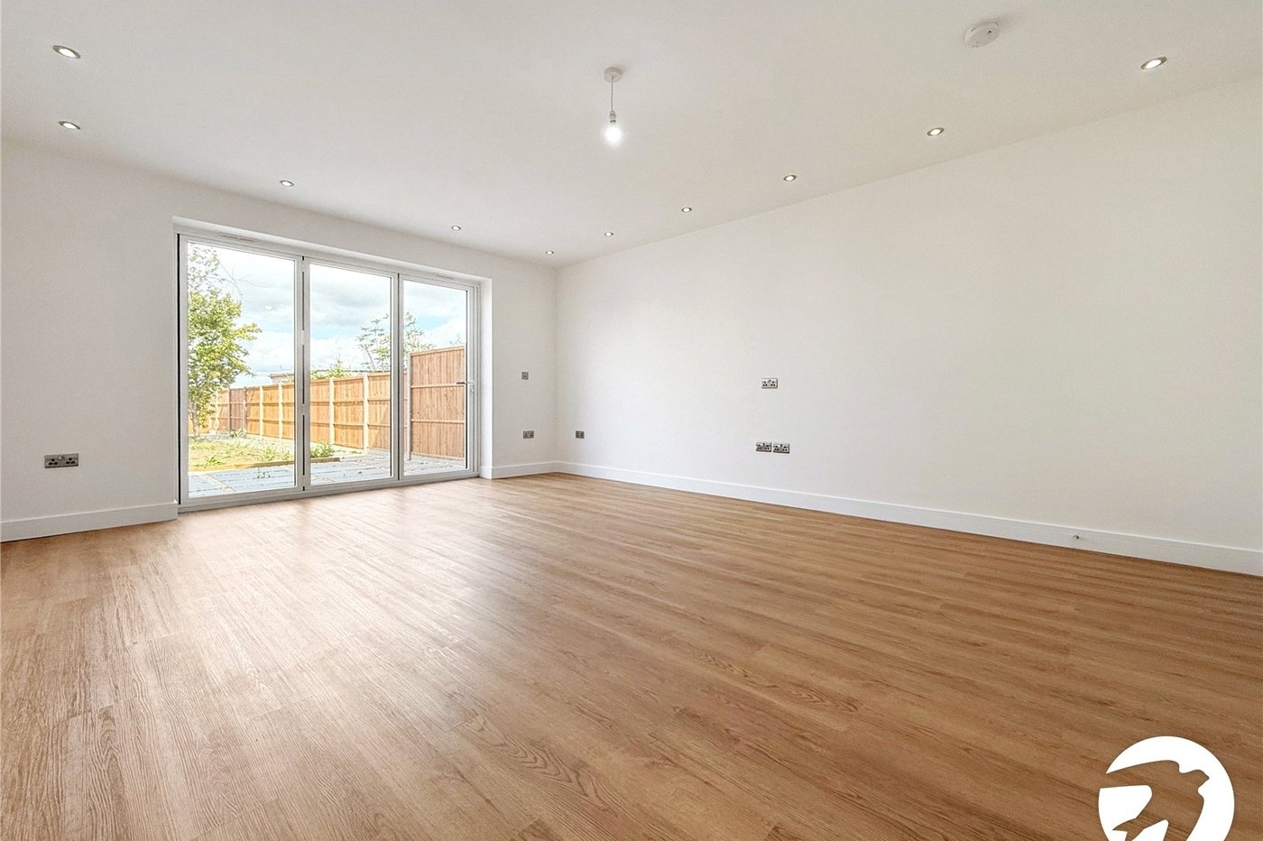 4 bedroom house to rent in Rochester | Robinson Michael & Jackson