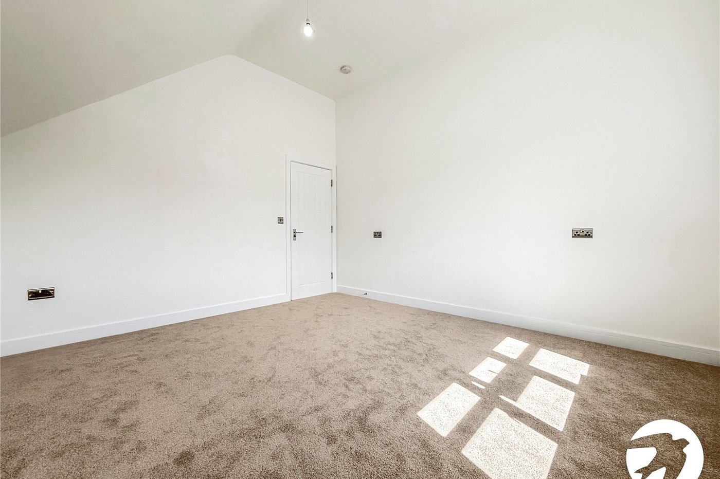 4 bedroom house to rent in Rochester | Robinson Michael & Jackson