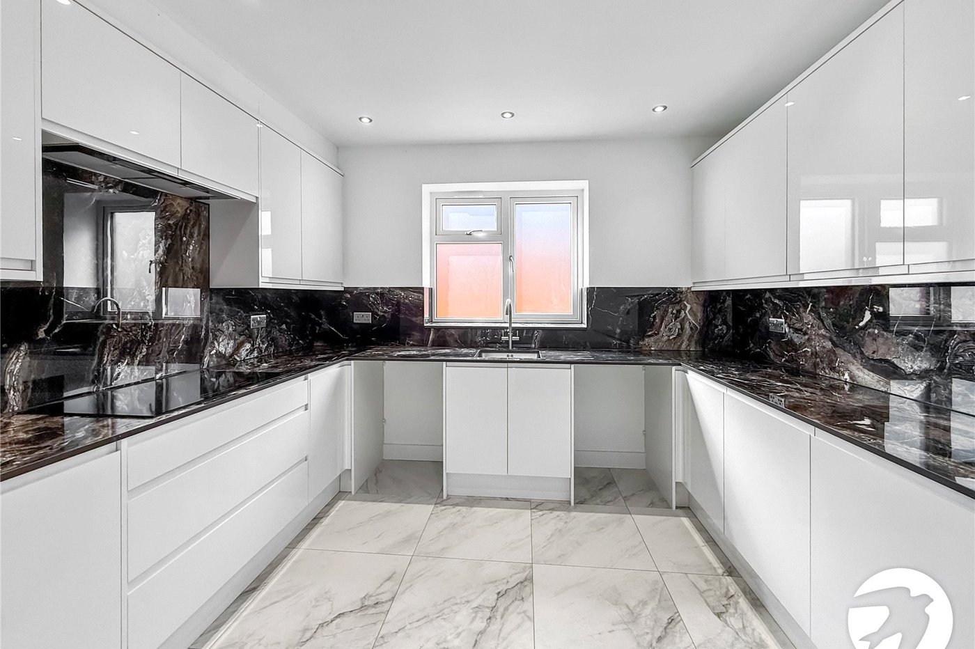 4 bedroom house to rent in Rochester | Robinson Michael & Jackson