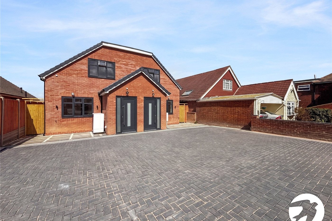 4 bedroom house to rent in Rochester | Robinson Michael & Jackson