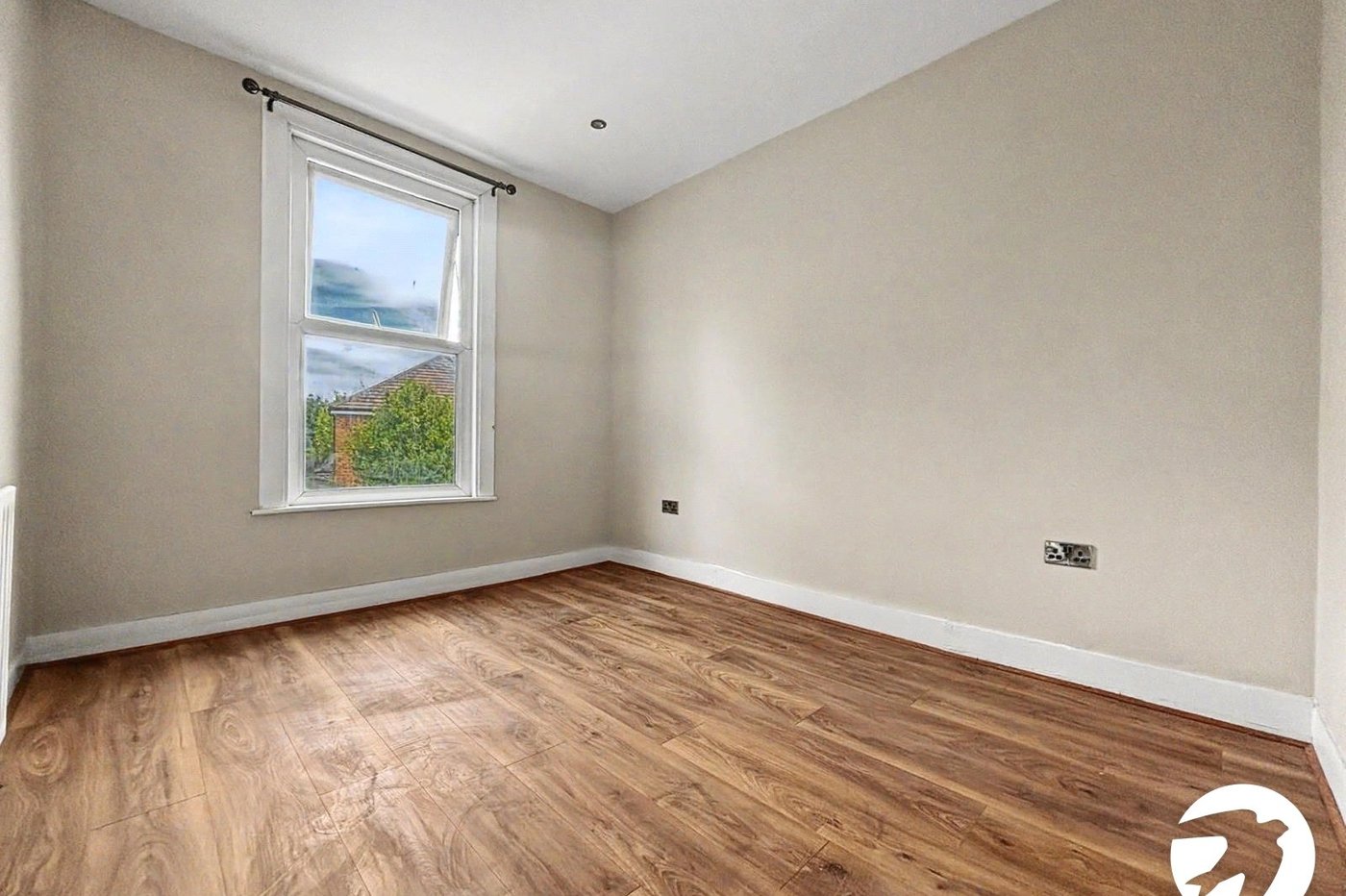 3 bedroom property to rent in Erith | Robinson Jackson