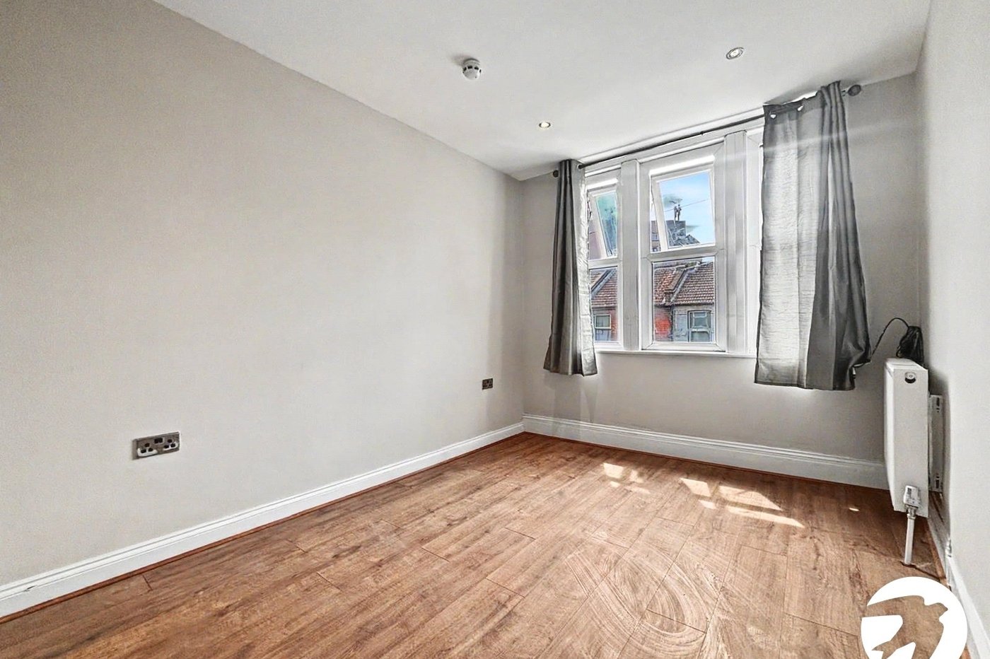 3 bedroom property to rent in Erith | Robinson Jackson