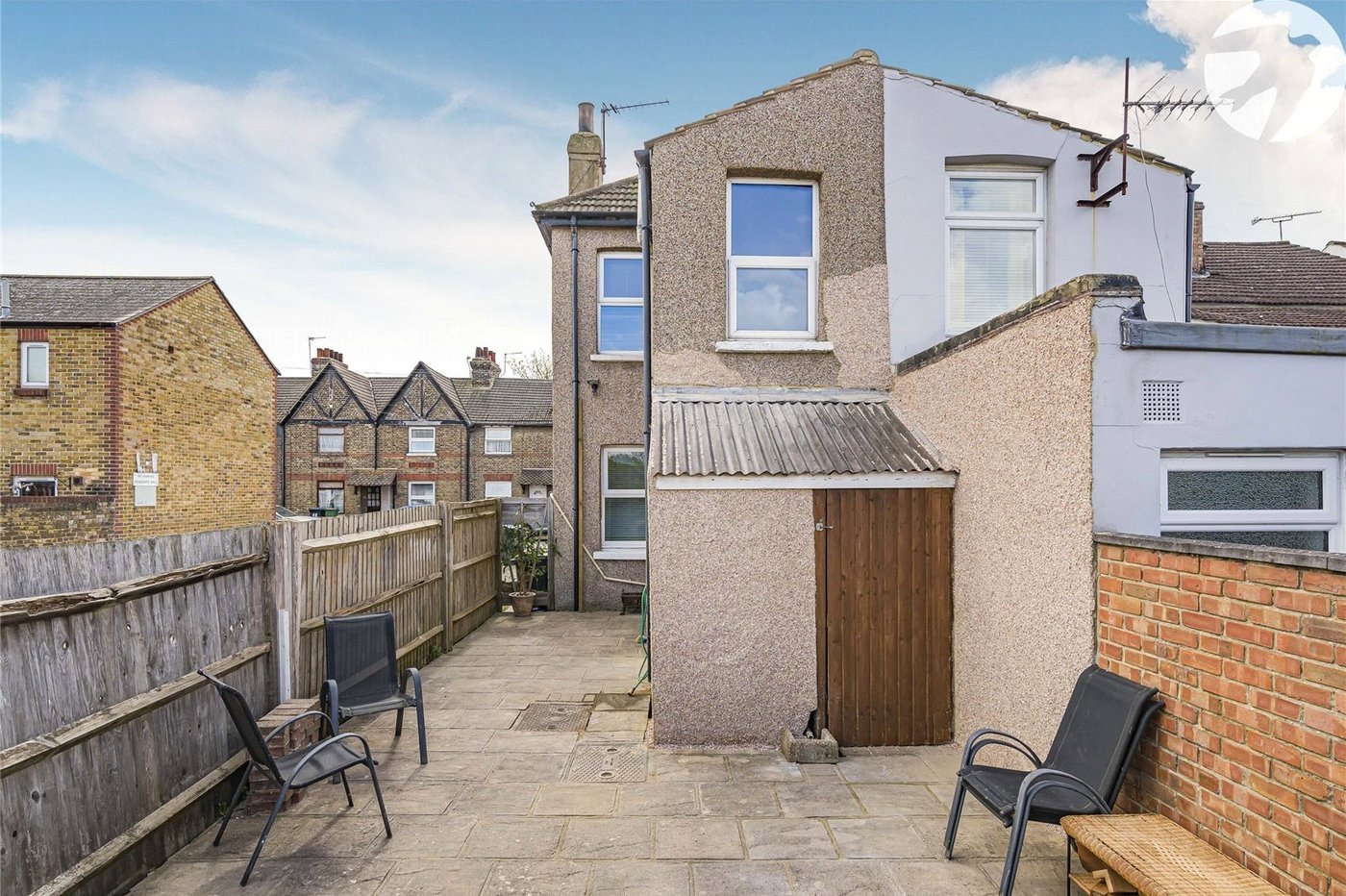2 bedroom house to rent in Swanscombe | Robinson Michael & Jackson