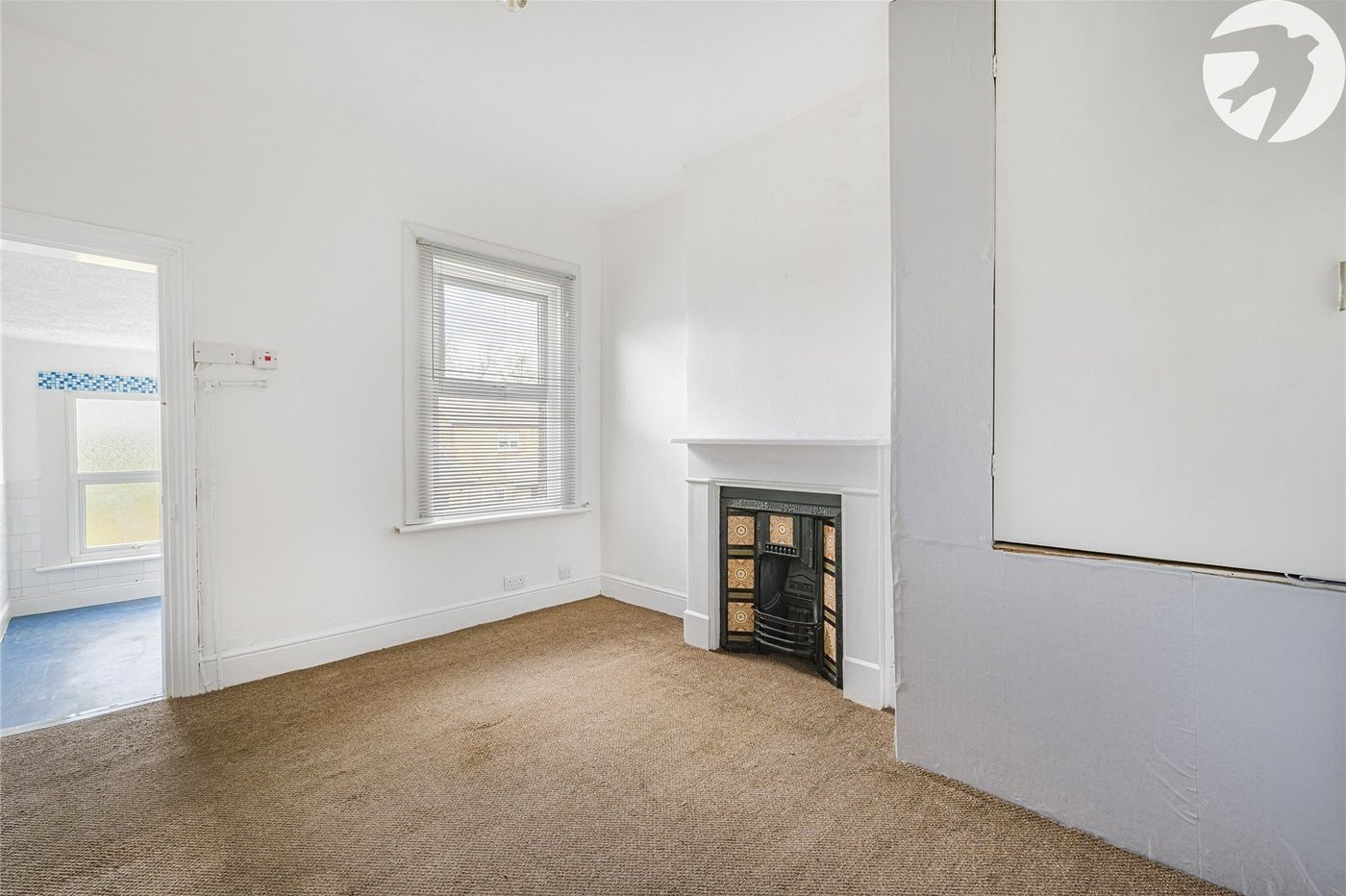 2 bedroom house to rent in Swanscombe | Robinson Michael & Jackson