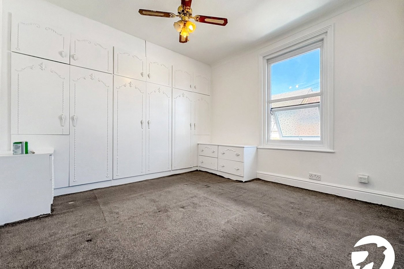 1 bedroom property to rent in Rochester | Robinson Michael & Jackson