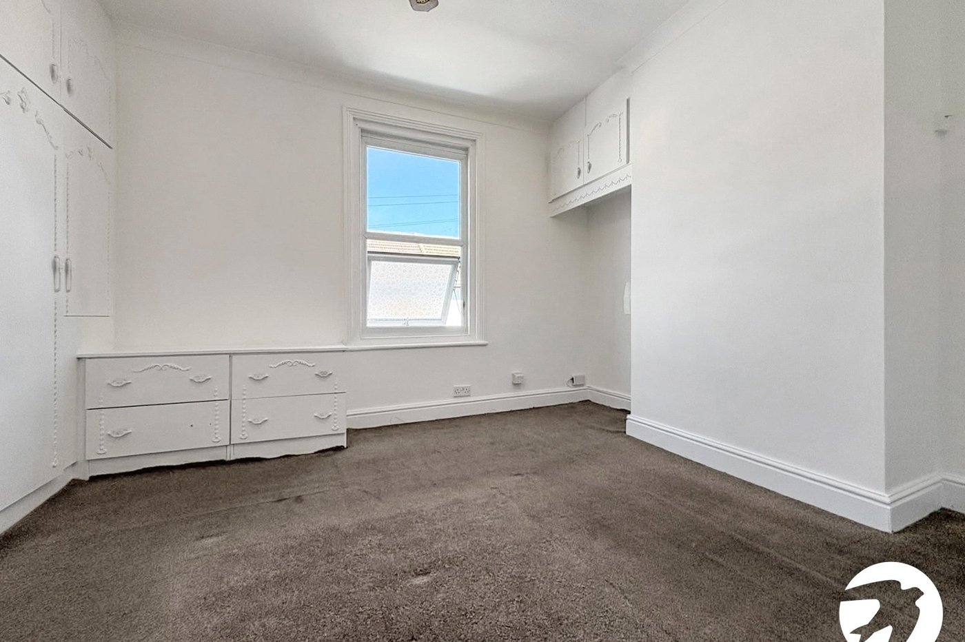 1 bedroom property to rent in Rochester | Robinson Michael & Jackson