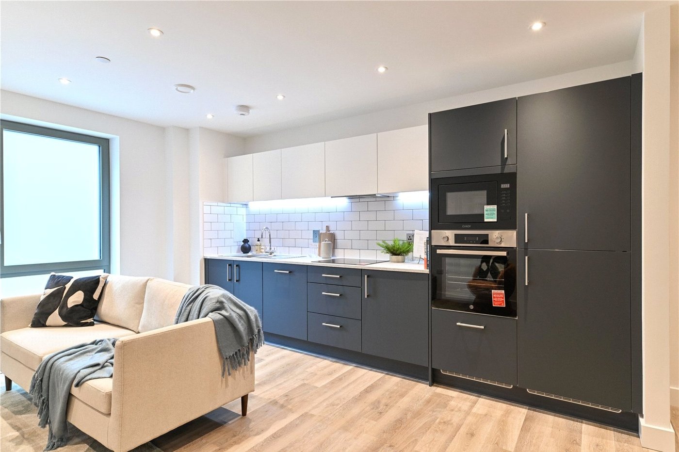 2 bedroom property to rent in Gravesend | Robinson Michael & Jackson