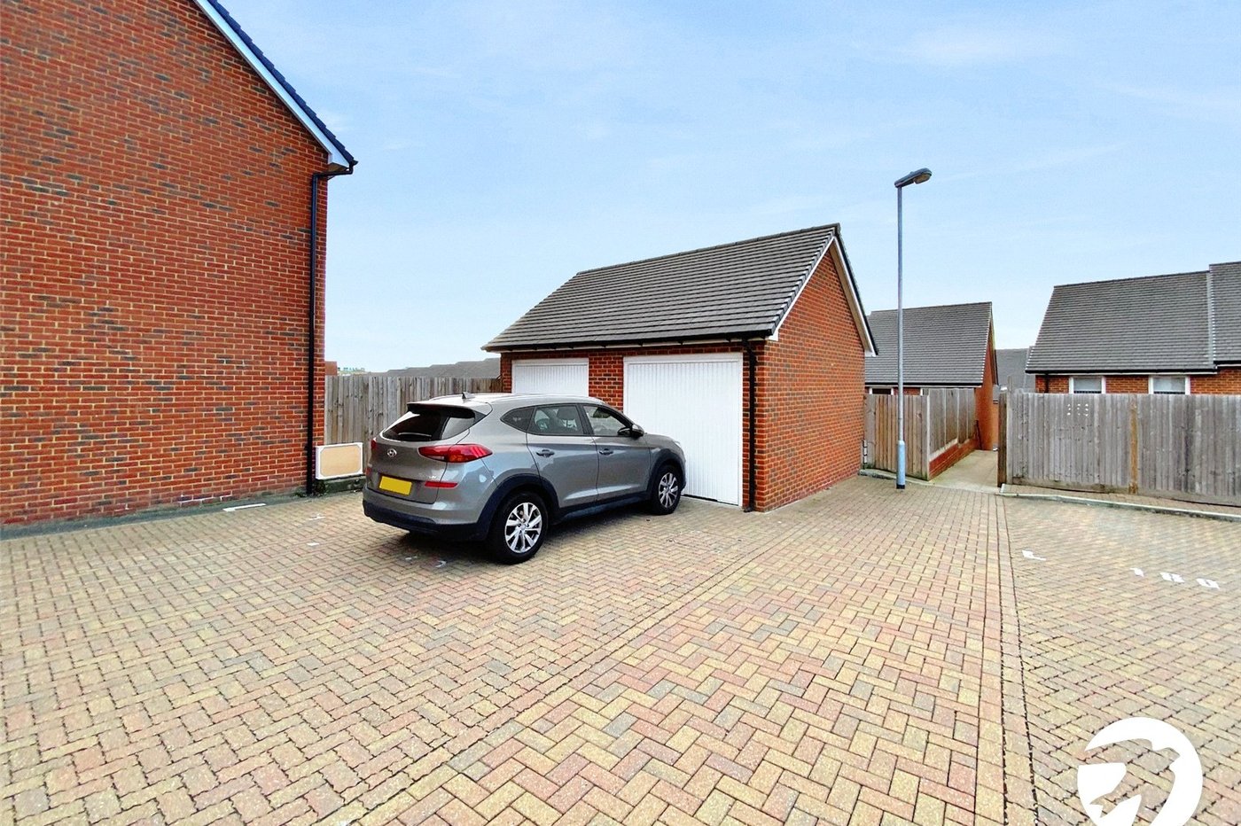 4 bedroom house to rent in Dartford | Robinson Jackson