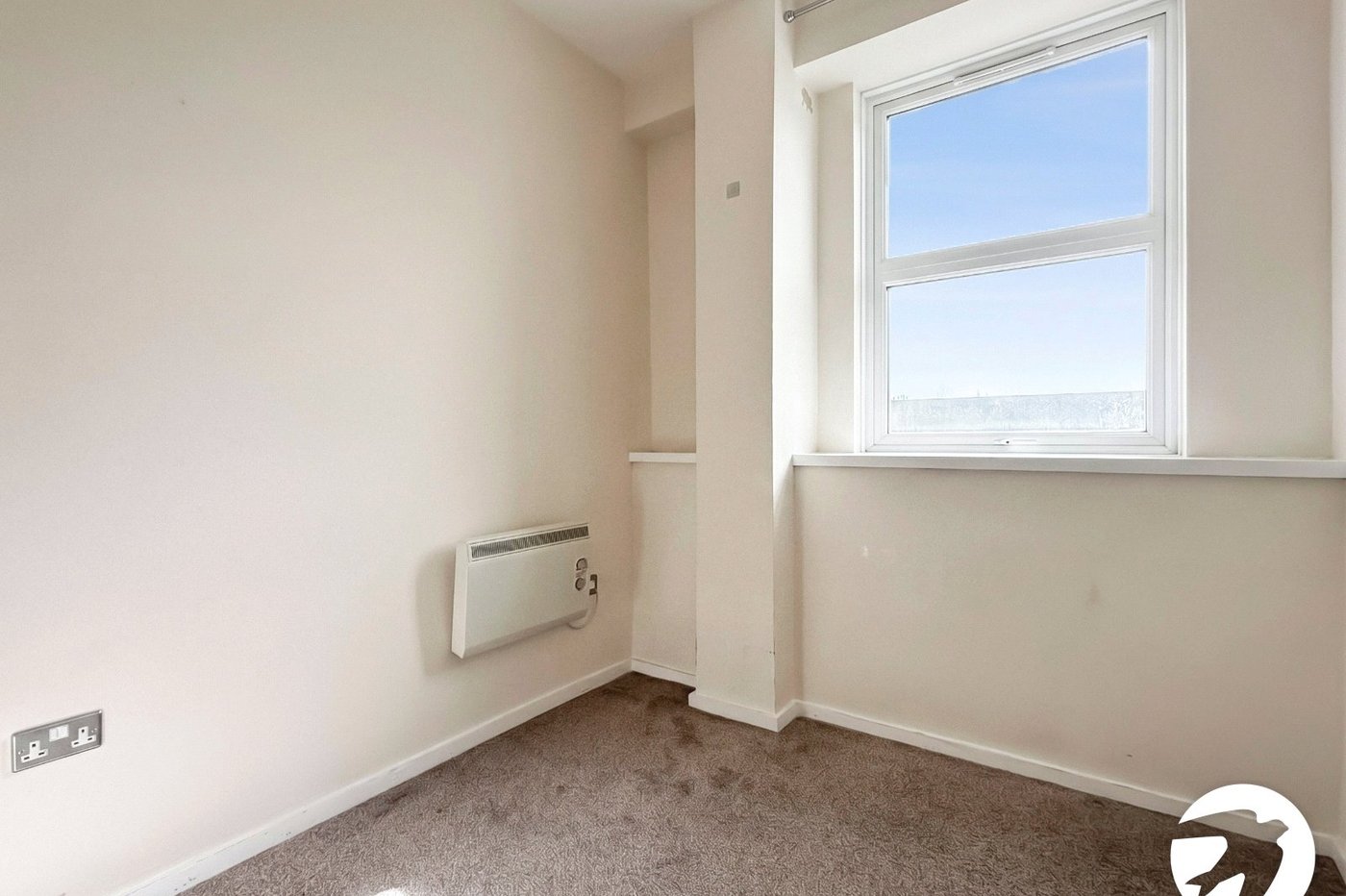 2 bedroom property to rent in London | 