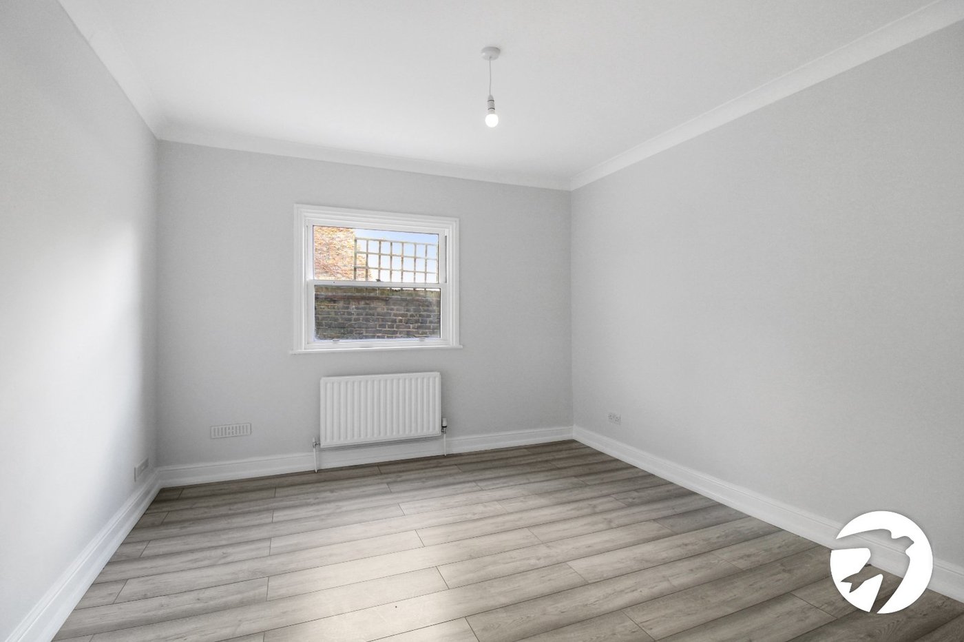 2 bedroom property to rent in London | Robinson Jackson