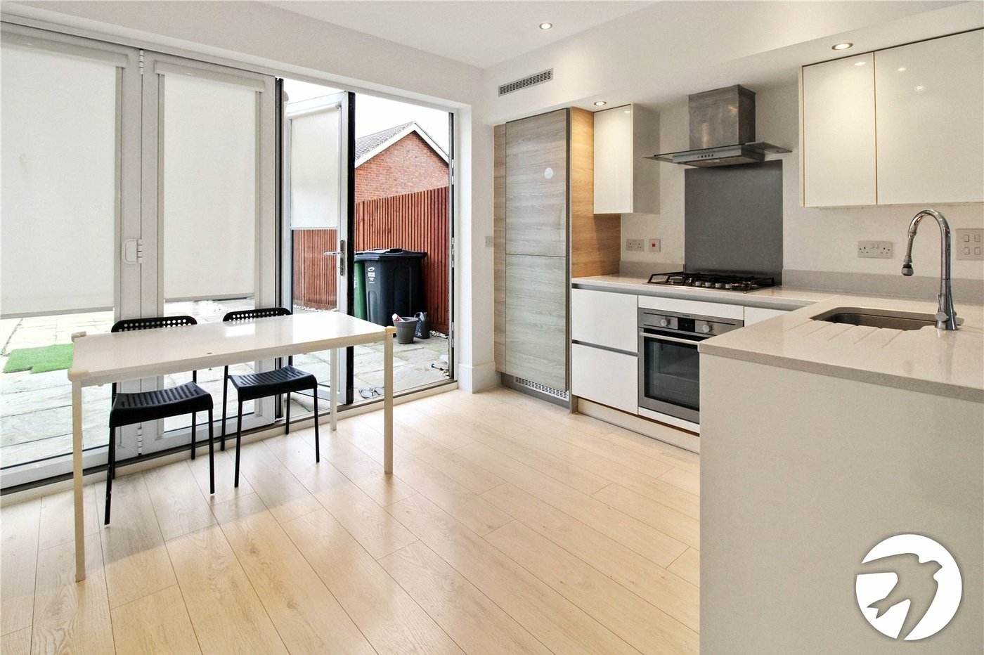 2 bedroom house to rent in Weldon | Robinson Michael & Jackson