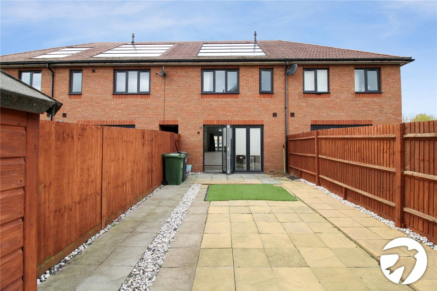 2 bedroom house to rent in Weldon | Robinson Michael & Jackson