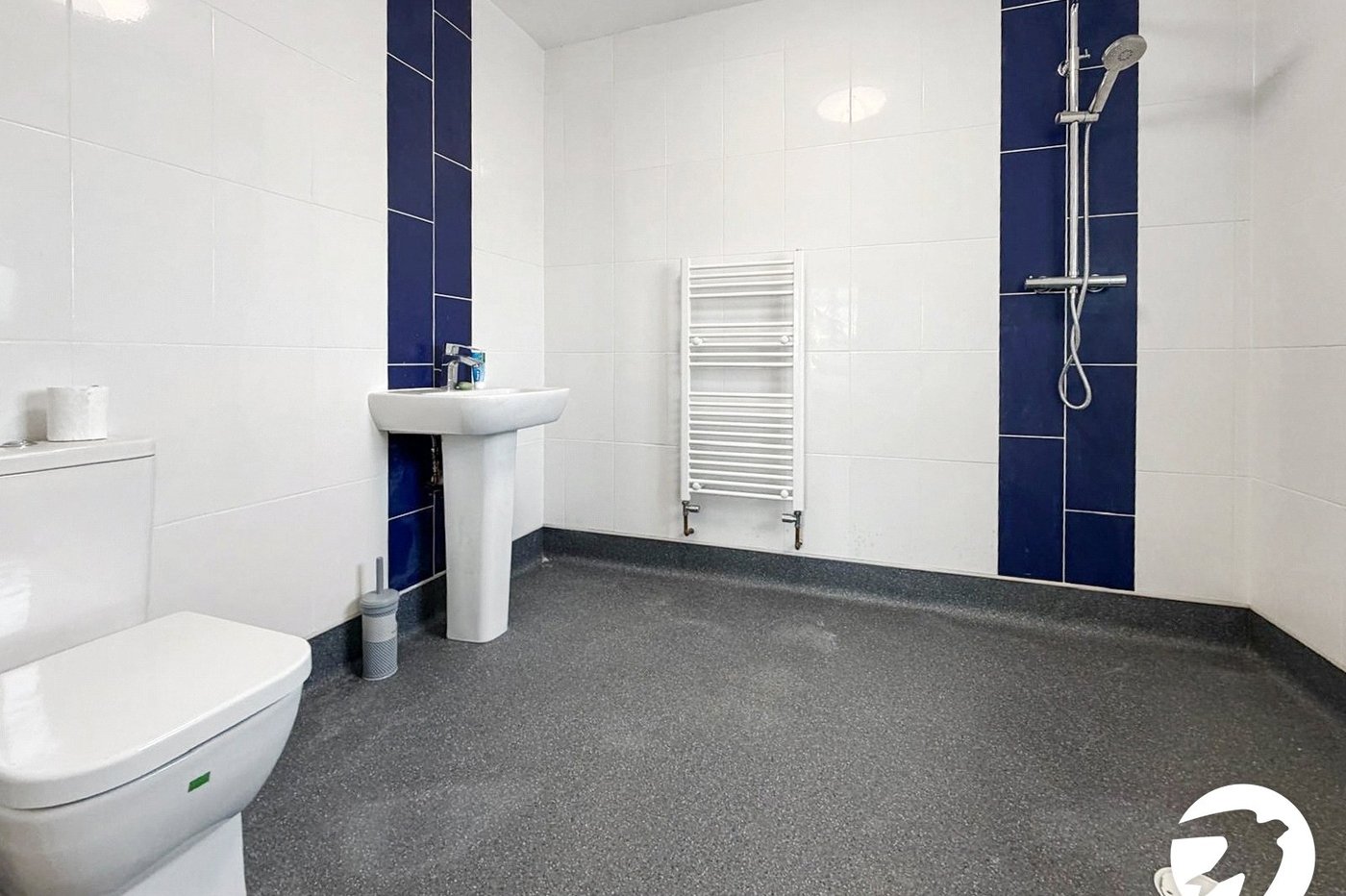 1 bedroom bungalow to rent in Chatham | Robinson Michael & Jackson
