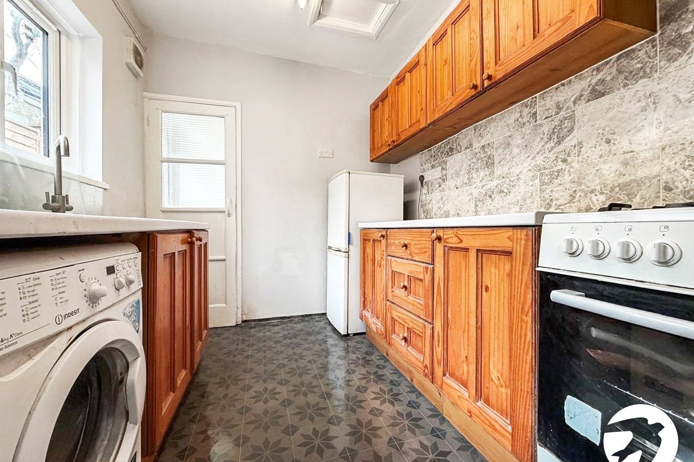 2 bedroom house to rent in London | 