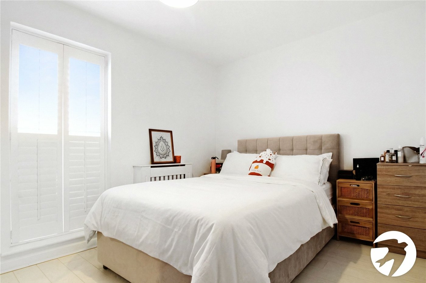 1 bedroom property to rent in Greenhithe | Robinson Michael & Jackson