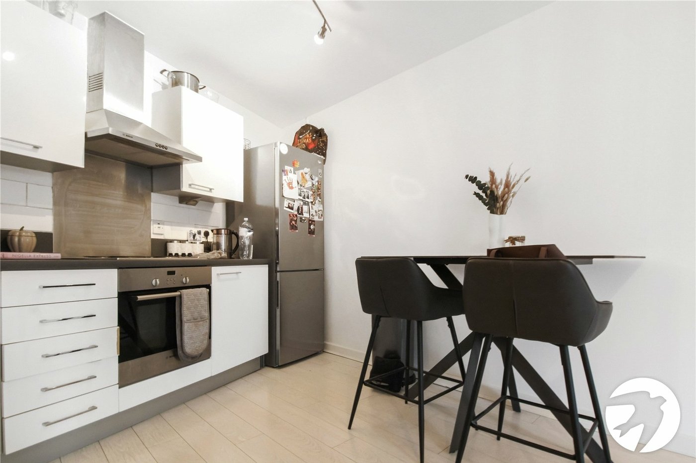 1 bedroom property to rent in Greenhithe | Robinson Michael & Jackson