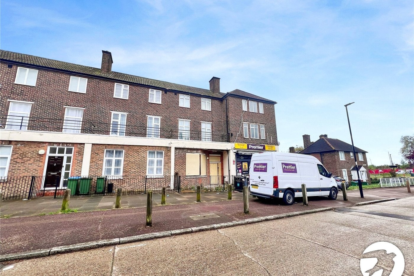 2 bedroom property to rent in London | Robinson Jackson