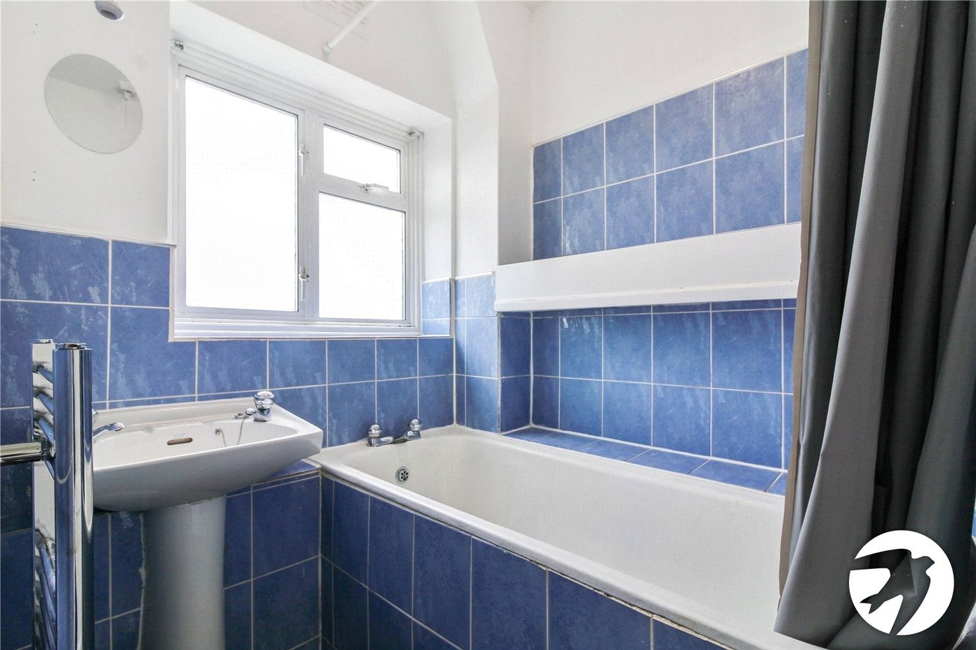 2 bedroom property to rent in London | Robinson Jackson