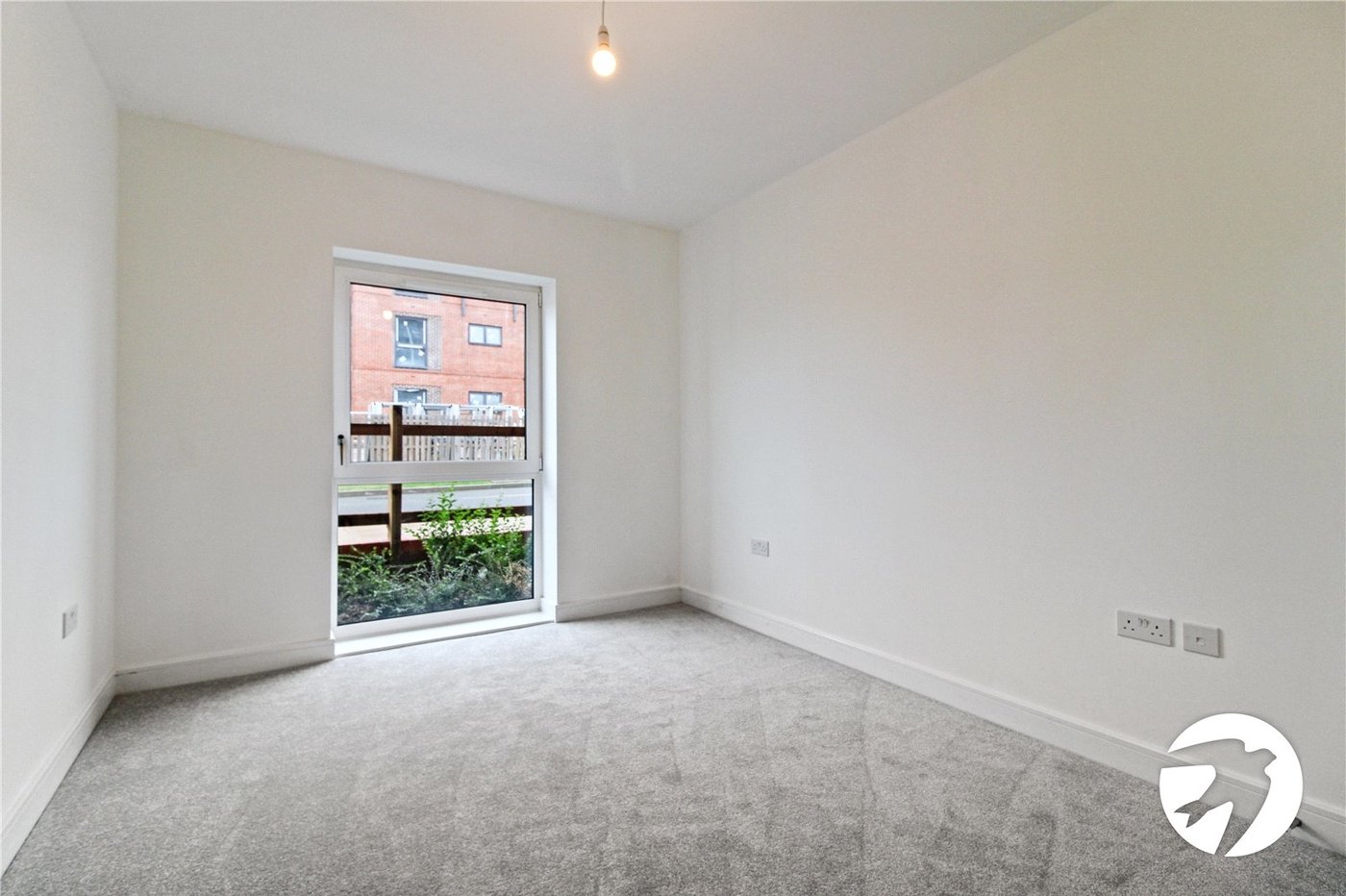 2 bedroom property to rent in Ebbsfleet Valley | Robinson Michael & Jackson