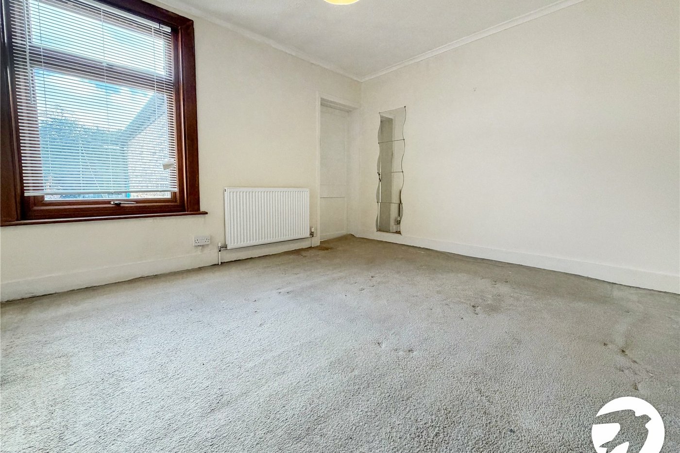 2 bedroom house to rent in Chatham | Robinson Michael & Jackson