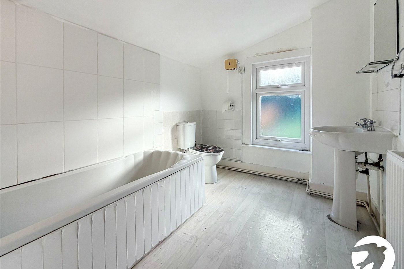 2 bedroom house to rent in Chatham | Robinson Michael & Jackson