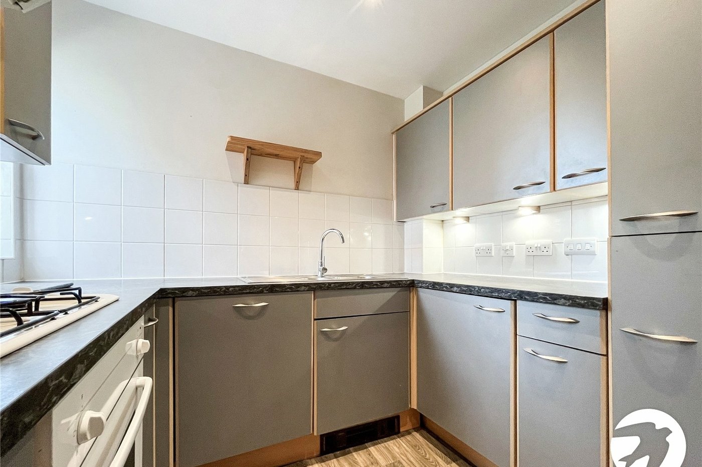 2 bedroom property to rent in Gillingham | Robinson Michael & Jackson