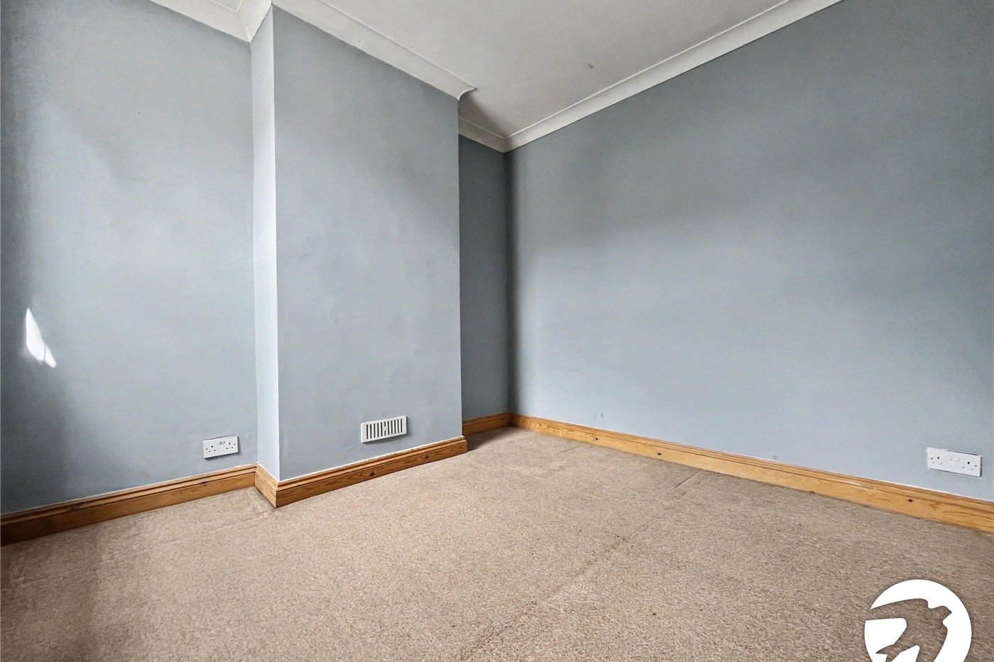 2 bedroom house to rent in Rochester | Robinson Michael & Jackson