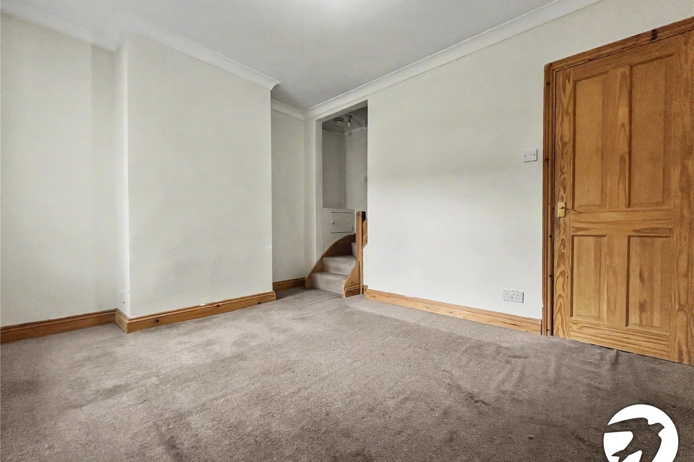 2 bedroom house to rent in Rochester | Robinson Michael & Jackson