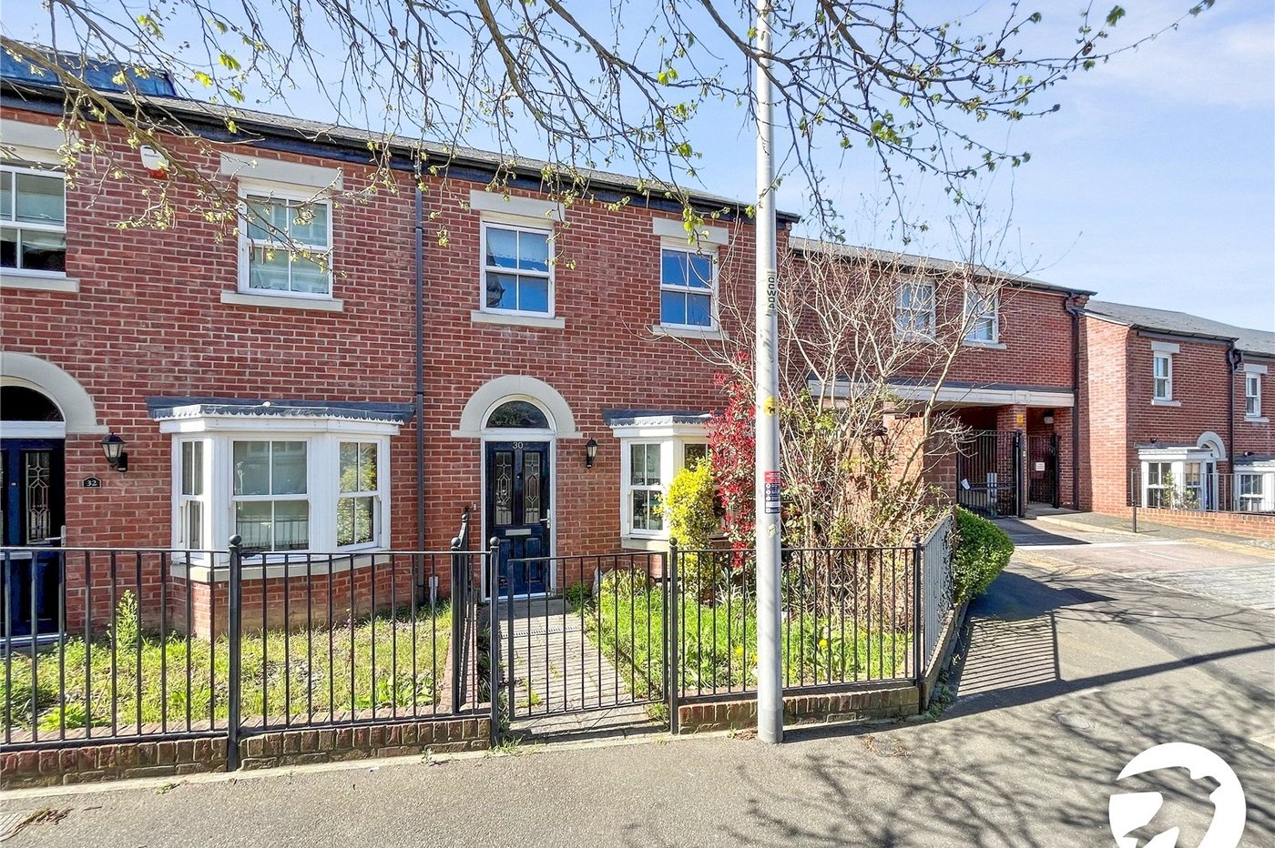 3 bedroom house to rent in Rochester | Robinson Michael & Jackson