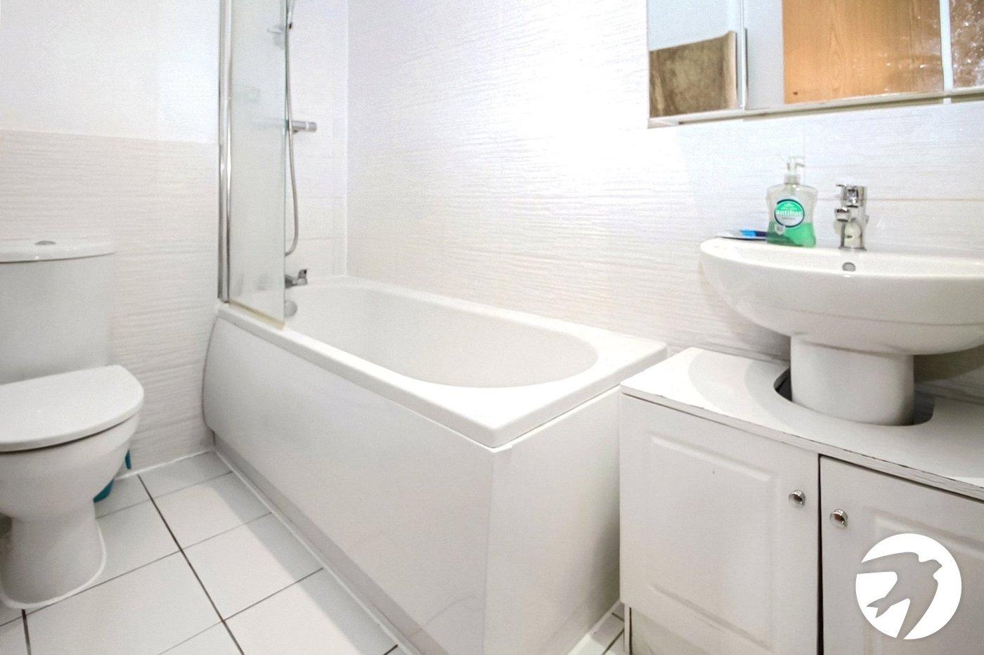 3 bedroom house to rent in Rochester | Robinson Michael & Jackson