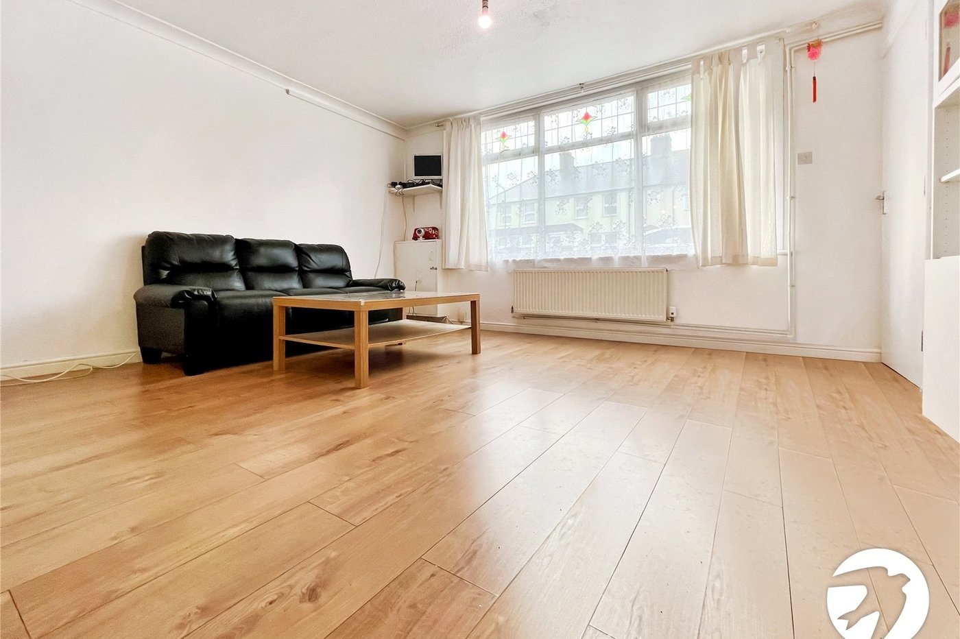 3 bedroom house to rent in Dartford | Robinson Jackson