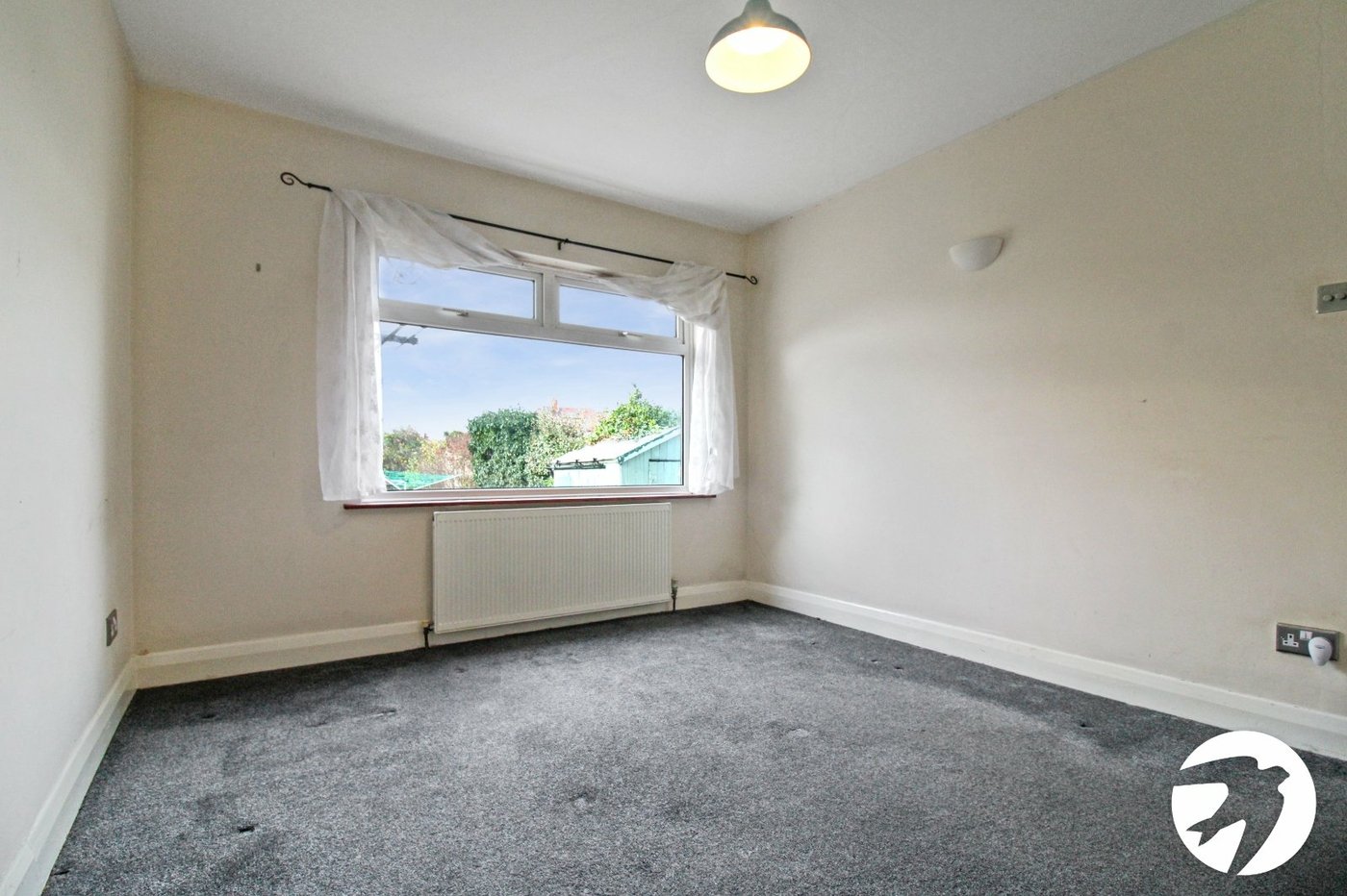 3 bedroom house to rent in Gravesend | Robinson Michael & Jackson