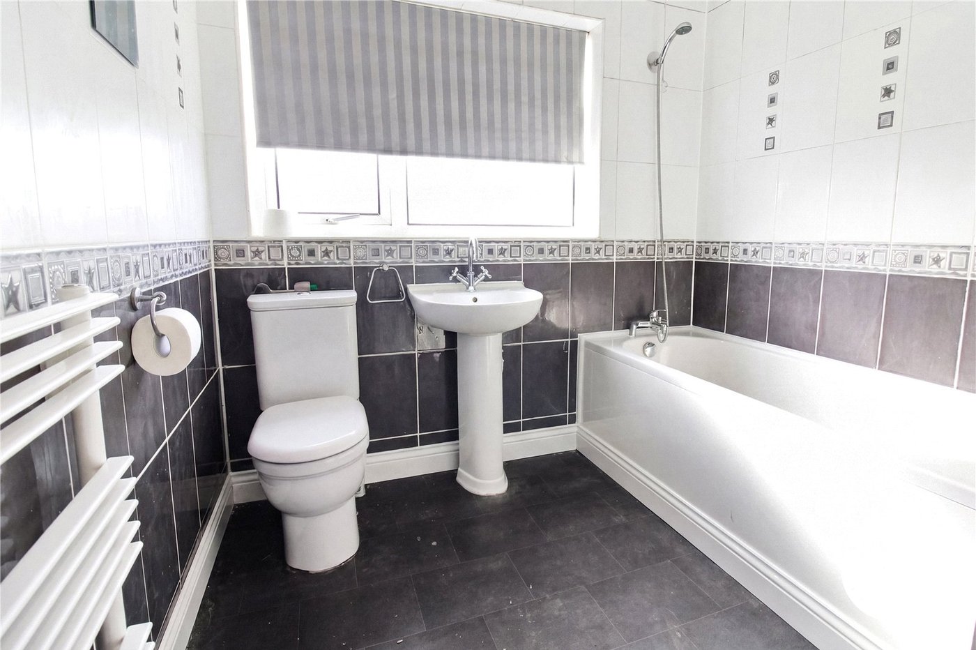 3 bedroom house to rent in Gravesend | Robinson Michael & Jackson