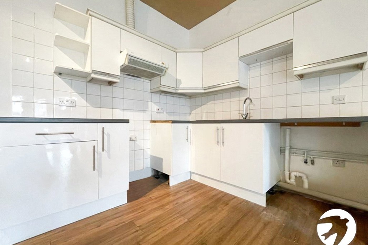 3 bedroom house to rent in Vicarage Road | Robinson Michael & Jackson