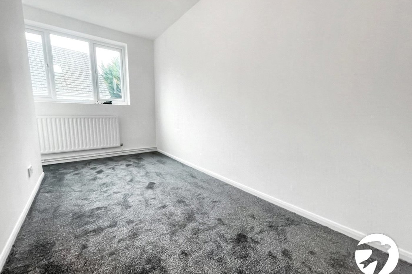 3 bedroom house to rent in Vicarage Road | Robinson Michael & Jackson