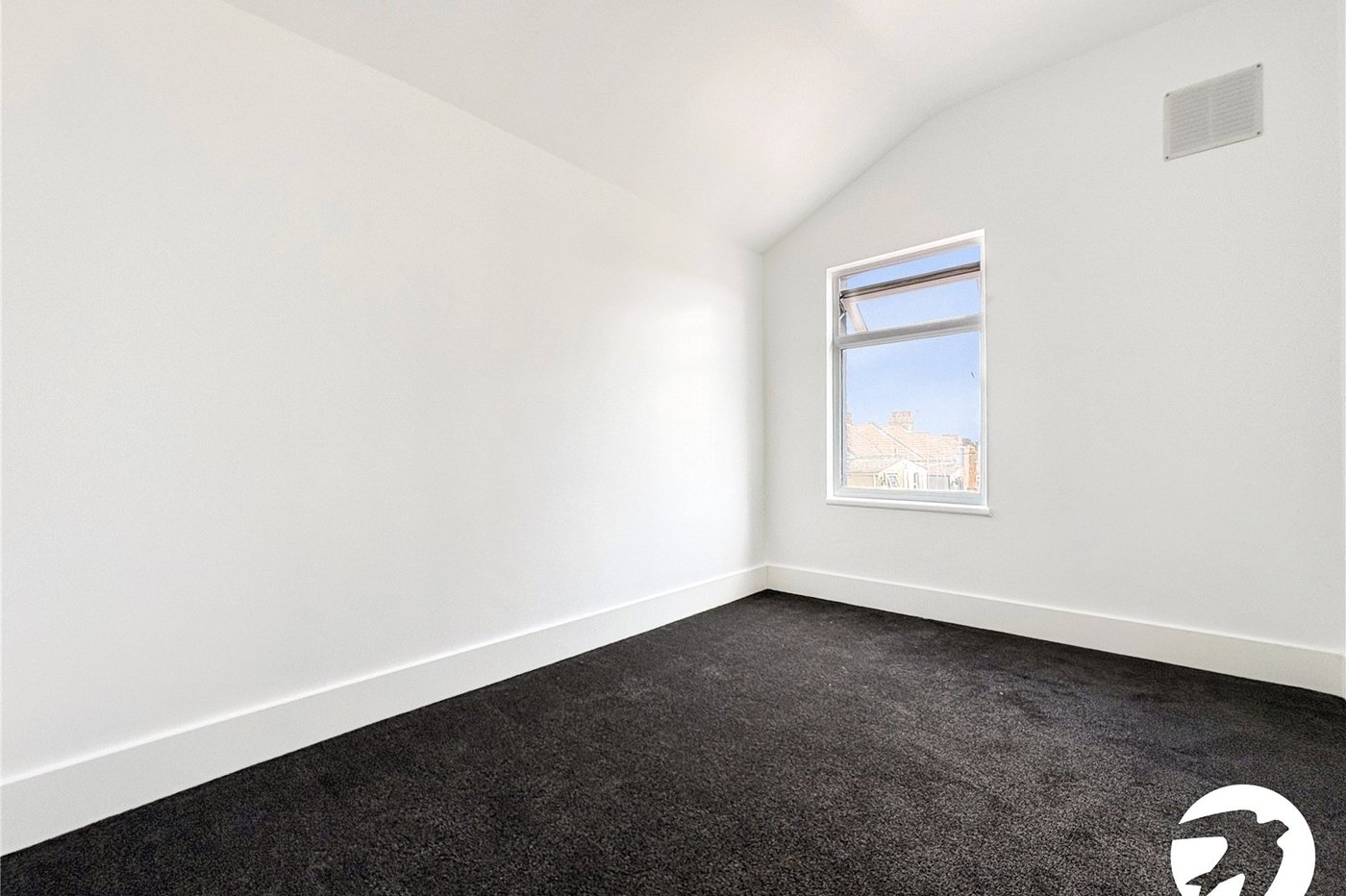 3 bedroom house to rent in Chatham | Robinson Michael & Jackson