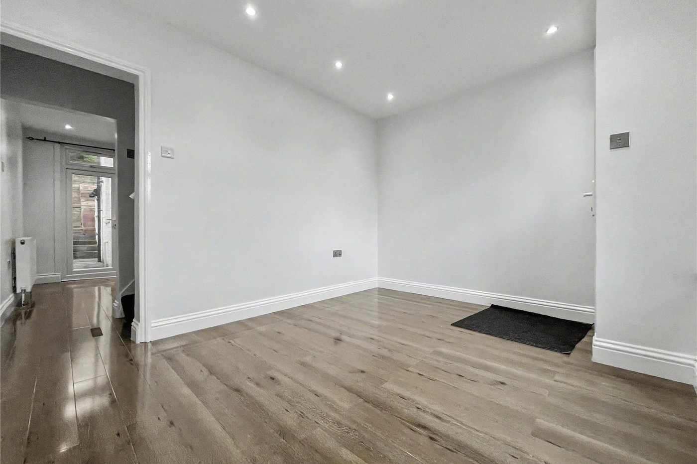 3 bedroom house to rent in Chatham | Robinson Michael & Jackson