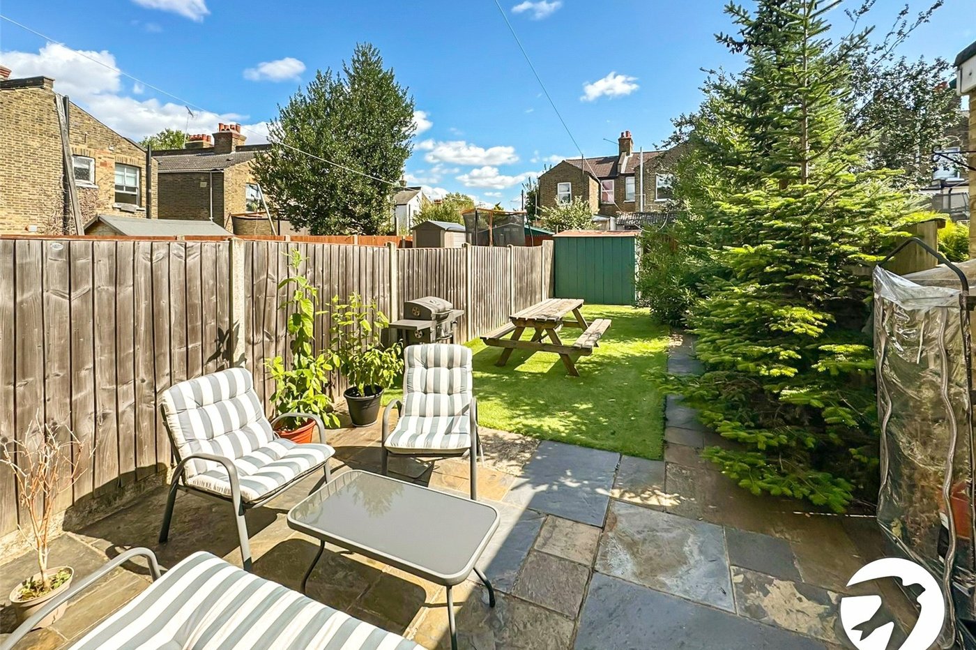 3 bedroom house to rent in London | 
