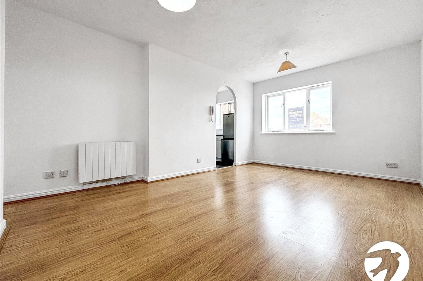 2 bedroom property to rent in Erith | Robinson Jackson