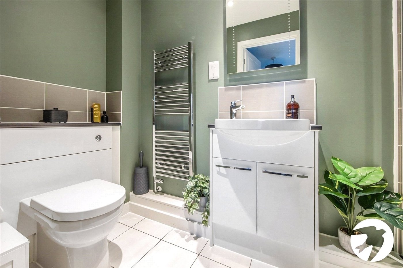 2 bedroom property to rent in Allington | Robinson Michael & Jackson