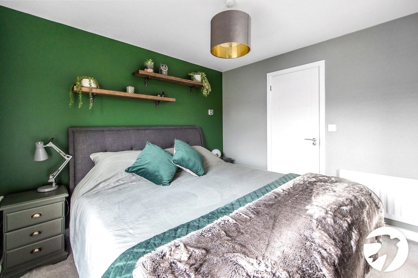 2 bedroom property to rent in Allington | Robinson Michael & Jackson