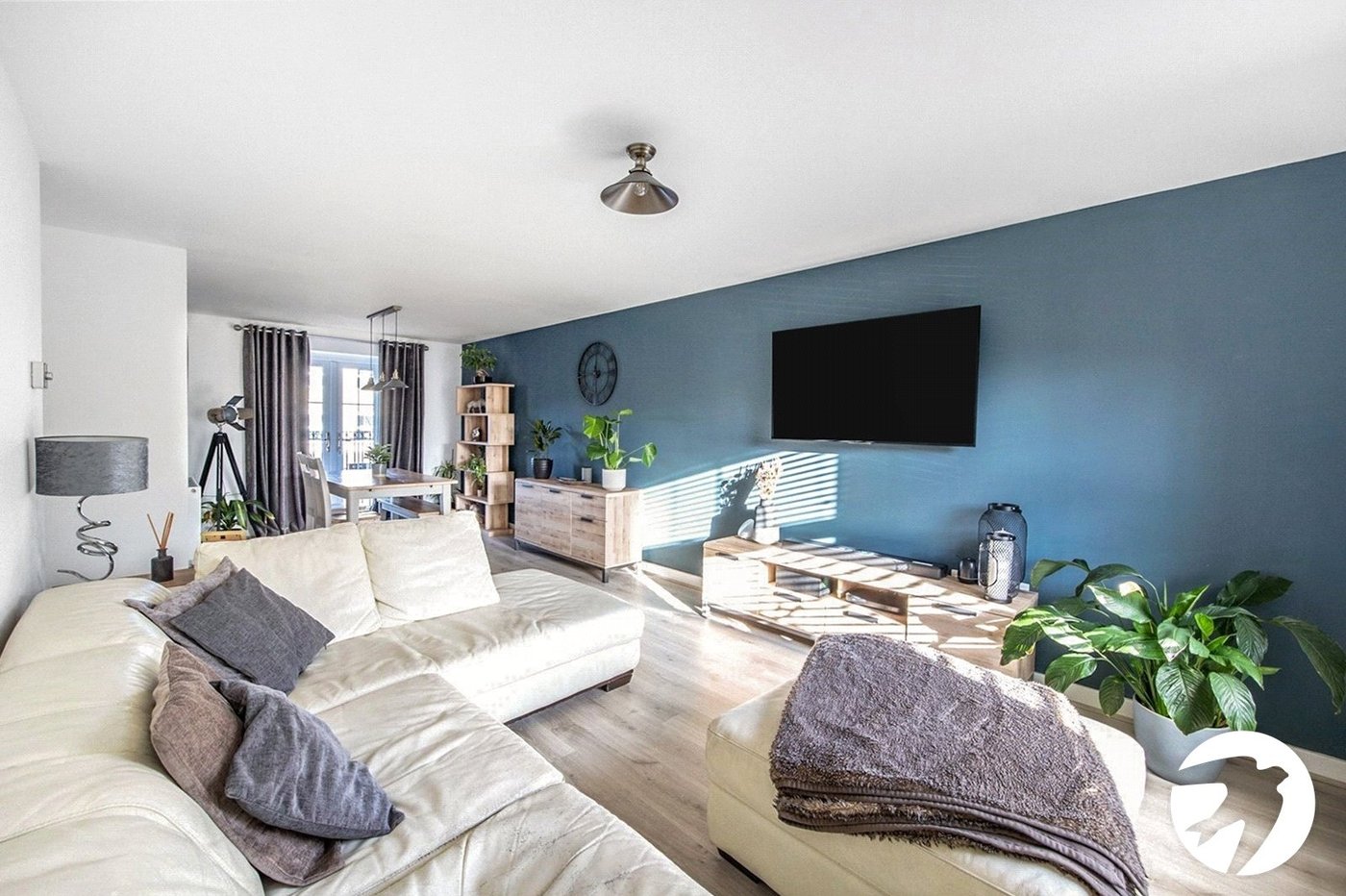 2 bedroom property to rent in Allington | Robinson Michael & Jackson