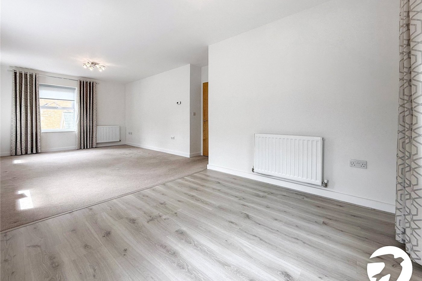 2 bedroom property to rent in Allington | Robinson Michael & Jackson