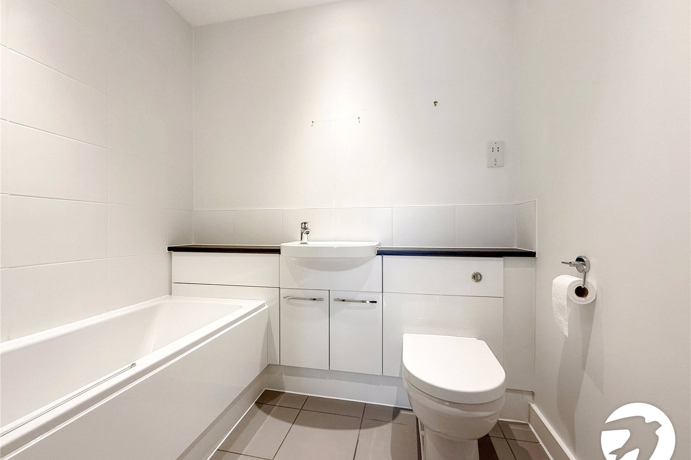 2 bedroom property to rent in Allington | Robinson Michael & Jackson
