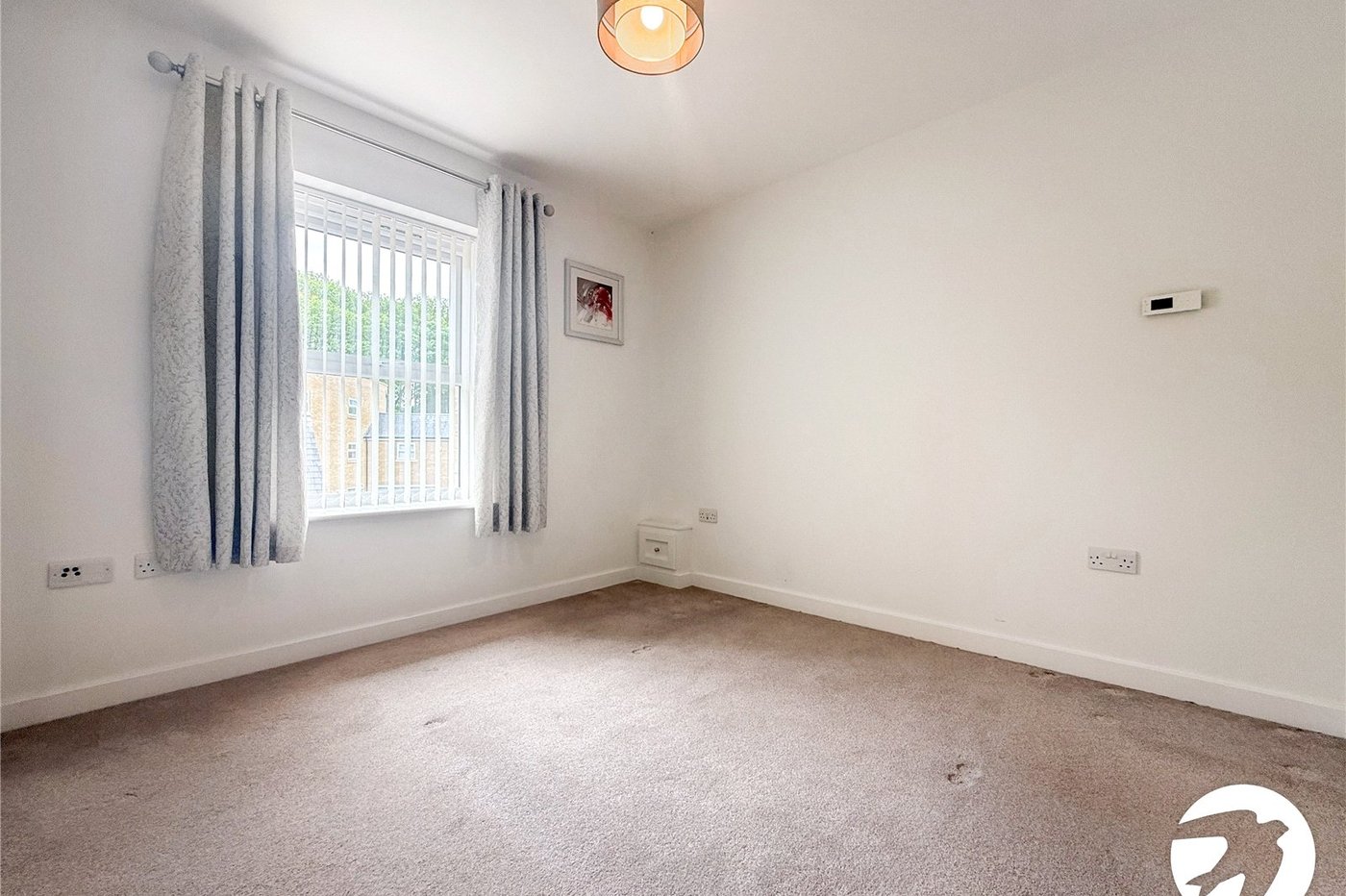 2 bedroom property to rent in Allington | Robinson Michael & Jackson